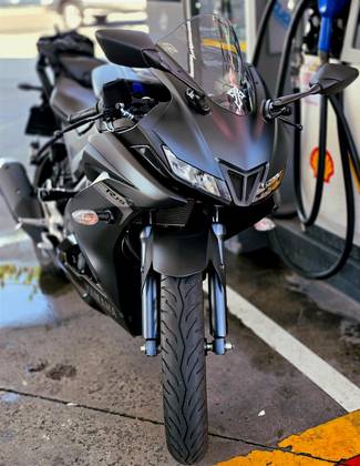 YAMAHA YZF R15 YAMAHA YZF R15